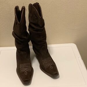 Steve Madden| “Saddle” Brown Suede Boots US 7.5 Coastal Cowgirl, Western Slouchy